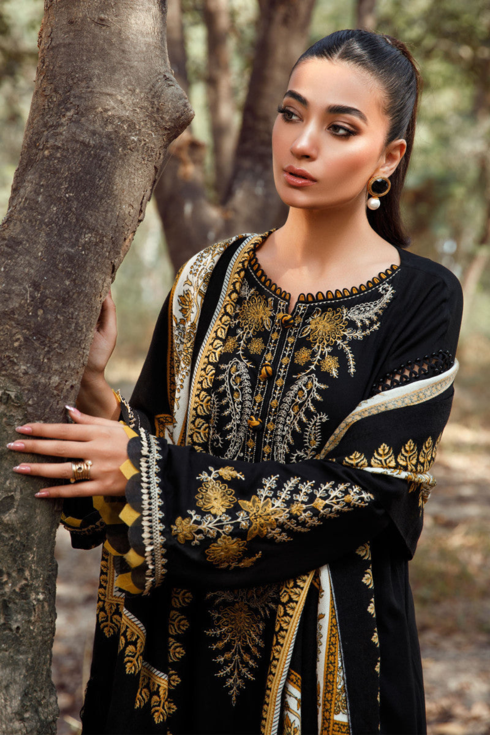 3pc Lawn Heavy Embroidered